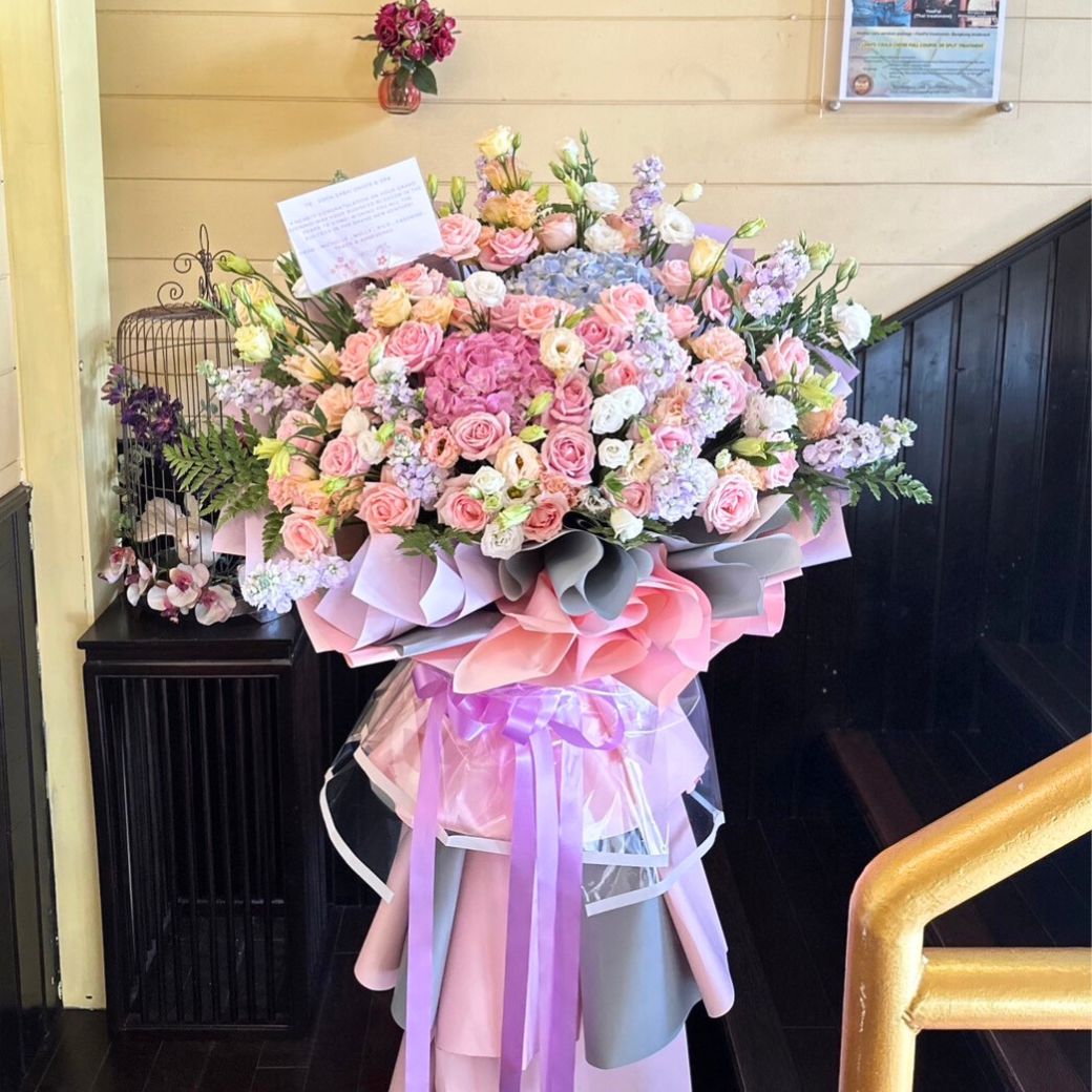 Pink Pastel Flower Stand