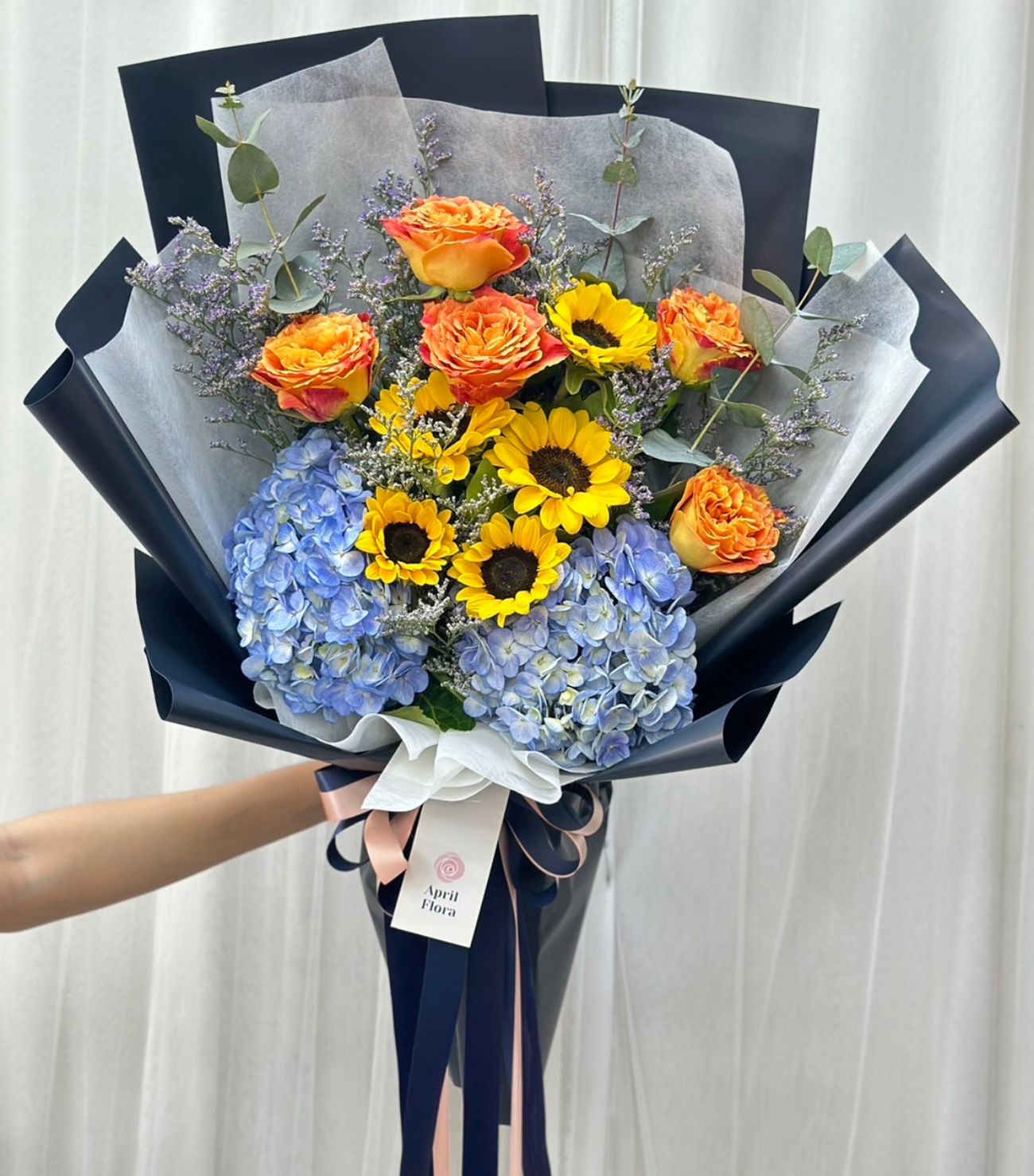 ช่อดอกไม้ Art Bouquet