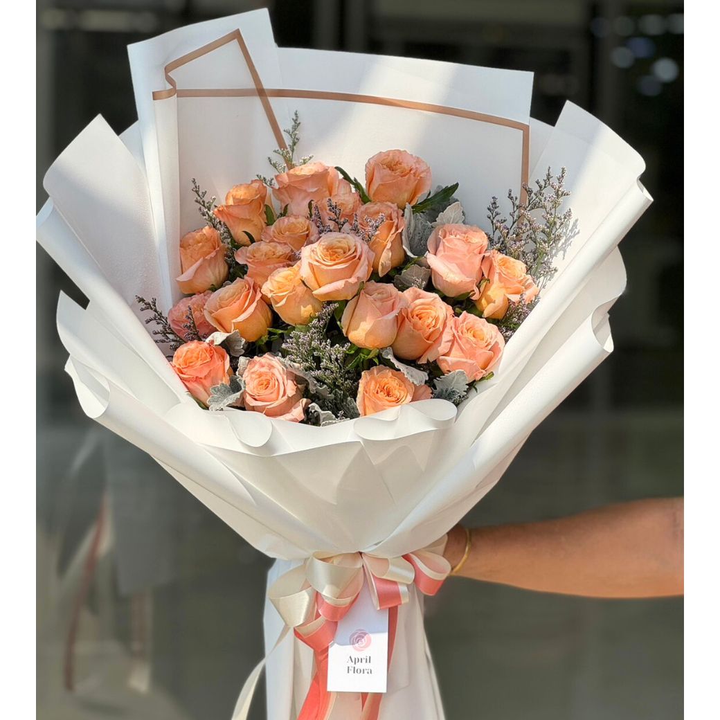 ช่อดอกไม้ "Peachy Sweet" กุหลาบสีส้ม 20 ดอก