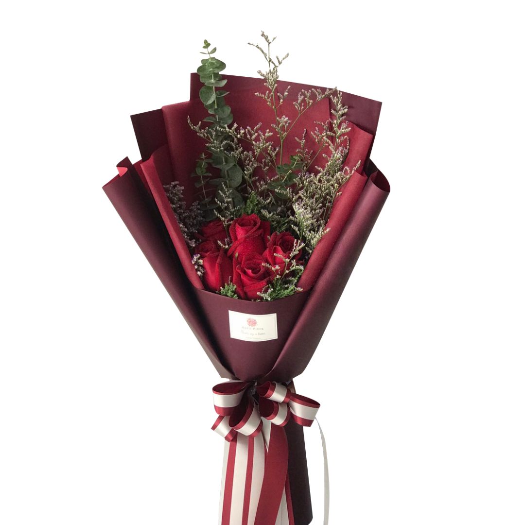 "Love Story" bouquet of 5 red roses