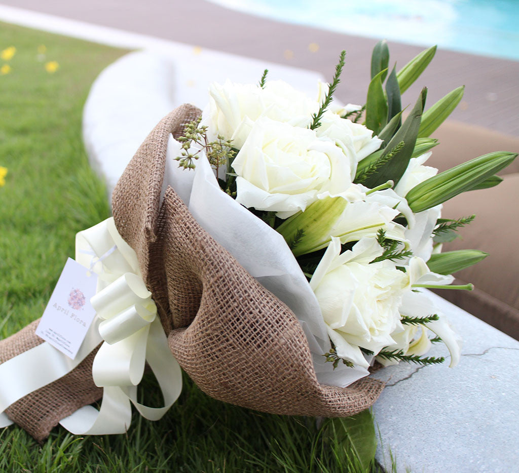 Cute Bouquet Of White Roses And Lilies - April Flora